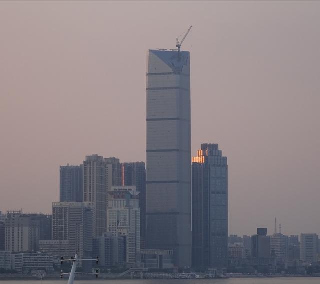 世界25座最经典的摩天大楼，2022年已过半计划年度完工的全球前20高摩天楼