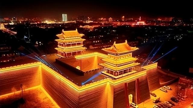 山西历史古城介绍，庭院深深中透着富华