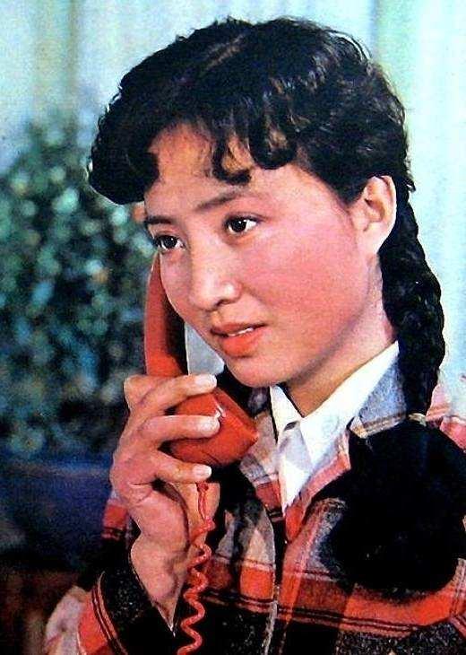 没有整过容的女明星，90年没整过容的女明星（“不老女神”现原形）