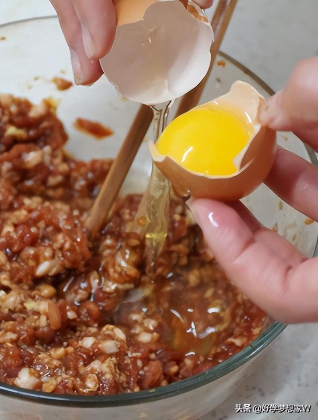 肉馅怎么调鲜嫩多汁，肉馅怎样调才能肉嫩多汁