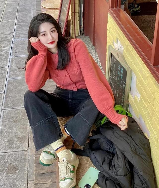 今年流行什么裤子，今年最流行的裤子冬款