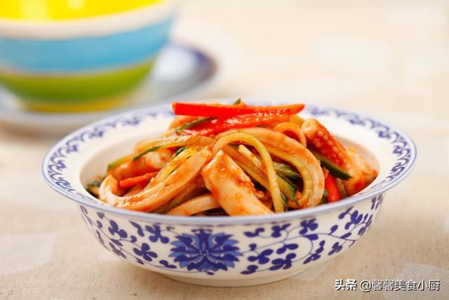 怎样炒鱿鱼丝又嫩又好吃，用带有独特海香的鱿鱼
