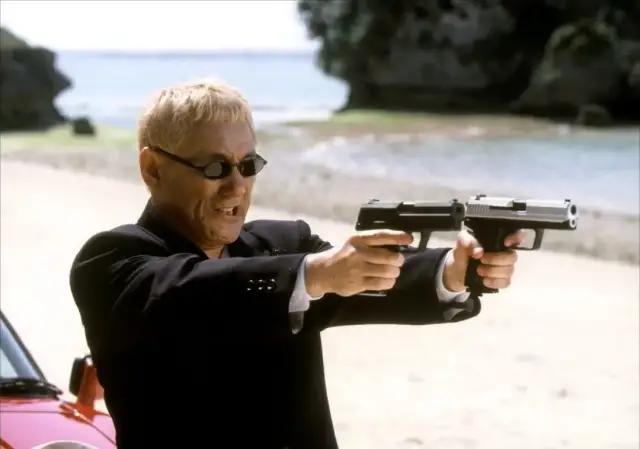 日本著名导演北野武回忆起小时候，说北野武是日本影坛第一人不为过