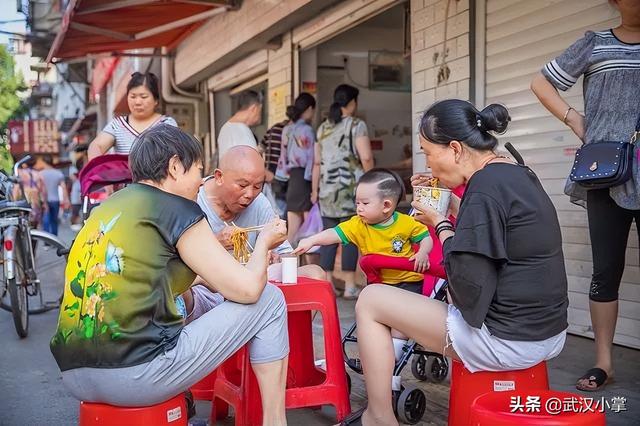 武汉人的生活是怎样的，一看就是武汉人