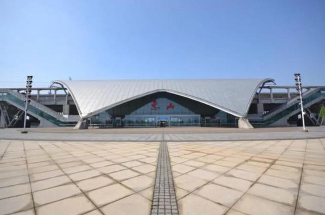 无锡有几个高铁站，无锡高铁站属于哪个区（深度融入长三角一体化发展）