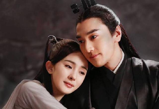 三生三世夜华受了伤白浅都哭了，夜华两万岁飞升上仙