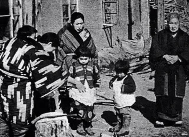 方正县砸碑事件，方正县砸碑的五个壮士现在如何（11年方正县花70万为日军战犯立碑）