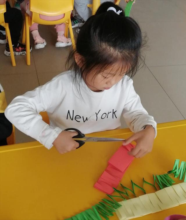 如何在家上早教班，适合普通家庭的早教方法