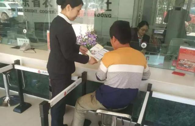 定期存款到期后自动转存有期限吗，定期存款到期后