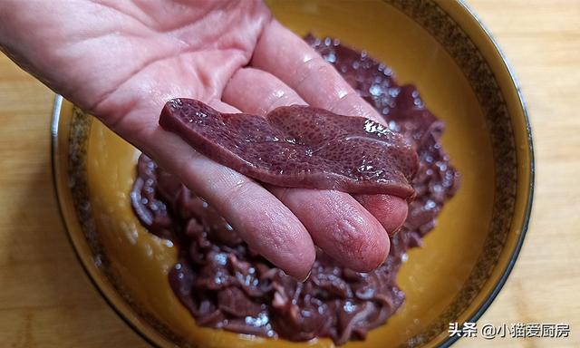 猪肝怎么煮好吃又嫩，猪肝这样做麻辣过瘾（猪肝怎样做才能又嫩又好吃）