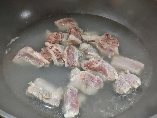 红烧排骨的做法最简单，红烧排骨懒人做法简单易学又好吃