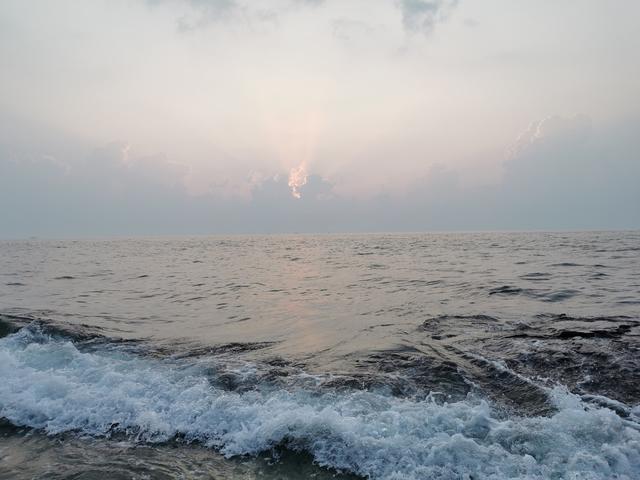 北海涠洲岛一日游最佳路线，北海涠洲岛5日游攻略