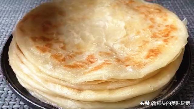 油饼怎么做好吃，油饼又简单又好吃的做法（面点师教你一招）