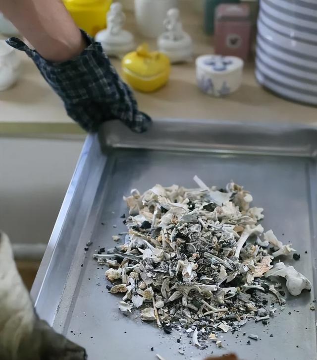 遗体火化痛苦吗，人死后火化是不是太残忍了（其他器官还有知觉吗）