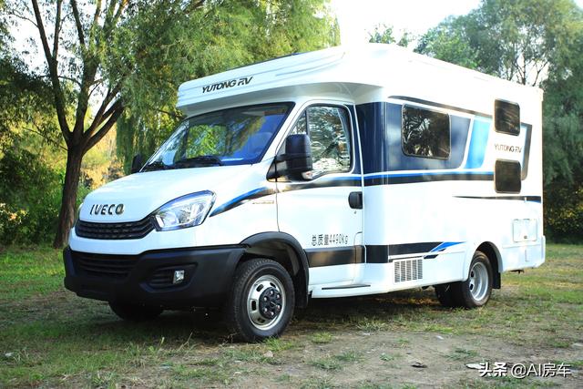 宇通b型房车3.0t无中门，适合1家3口开的宇通探境房车