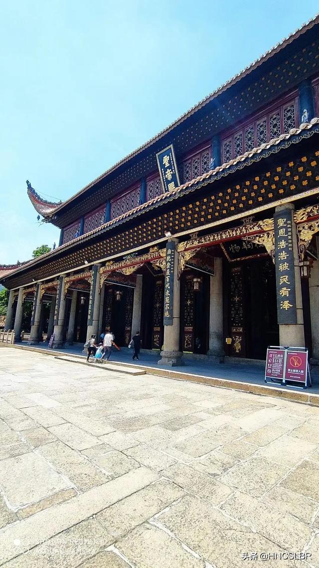 南岳衡山在哪里，南岳衡山天下奇观（南岳衡山，五岳独秀）