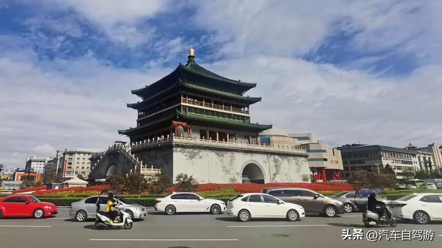 西安的钟楼是多少人记忆中的景点，穿行西安北院门