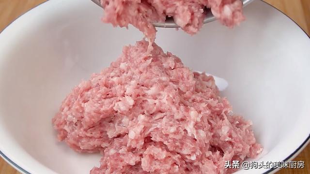家常馄饨汤怎么调，馄饨汤怎样调制才鲜美（10年店主教你用开水调小馄饨汤）