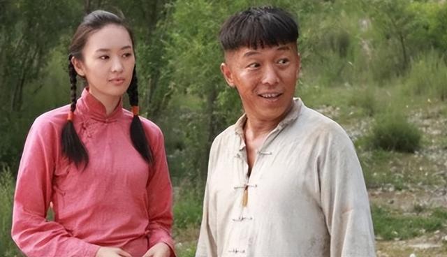张默与童谣是现在很红的童谣吗，同样是见证童谣蜕变的人