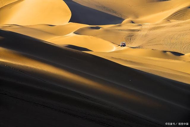 塔克拉玛干沙漠最美自驾路线，自驾塔克拉玛干