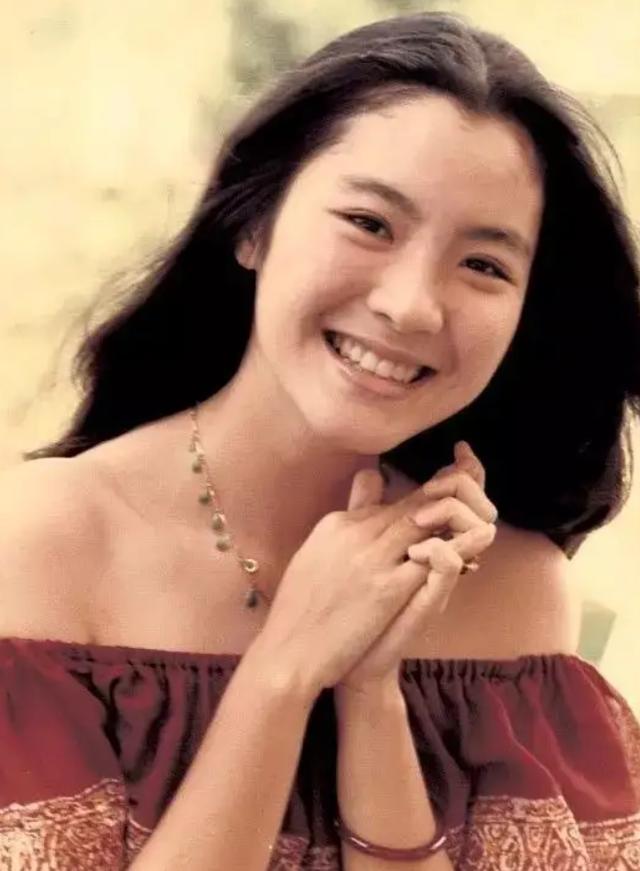 杨紫琼晚年生活，杨紫琼膝盖变形