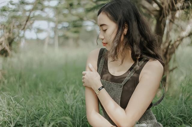 女人叫你哥有几个意思，女人叫你哥有几种暗示（这才是男人最想被女人叫的“称呼”）