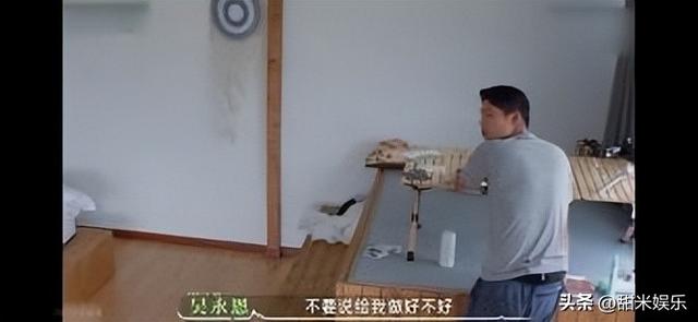 王朔与王子文私下关系，与贾乃亮传绯闻多年、未婚生子