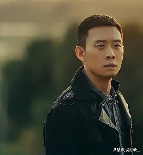 年龄和颜值不成正比的几位明星，明明长得不好看