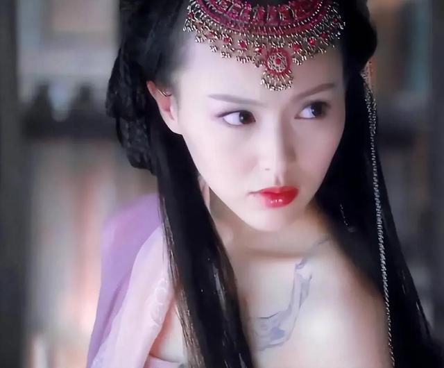 电视剧演员罗晋资料，拍戏时拍来一个老婆