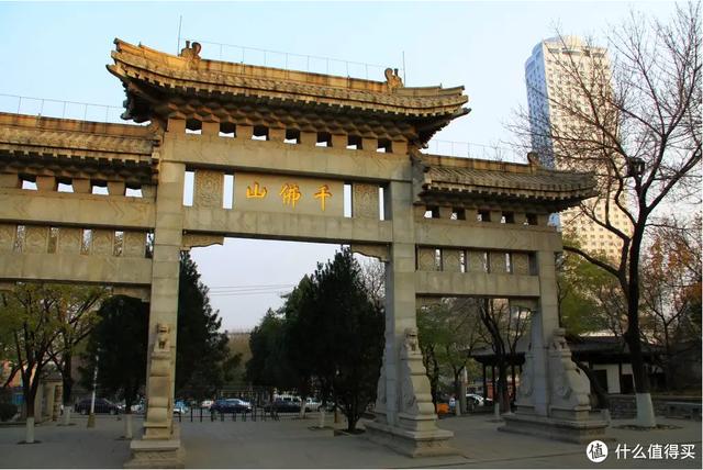 厦门大明湖春节有什么好玩的地方，厦门大明湖畔：水仙绽放贺春来