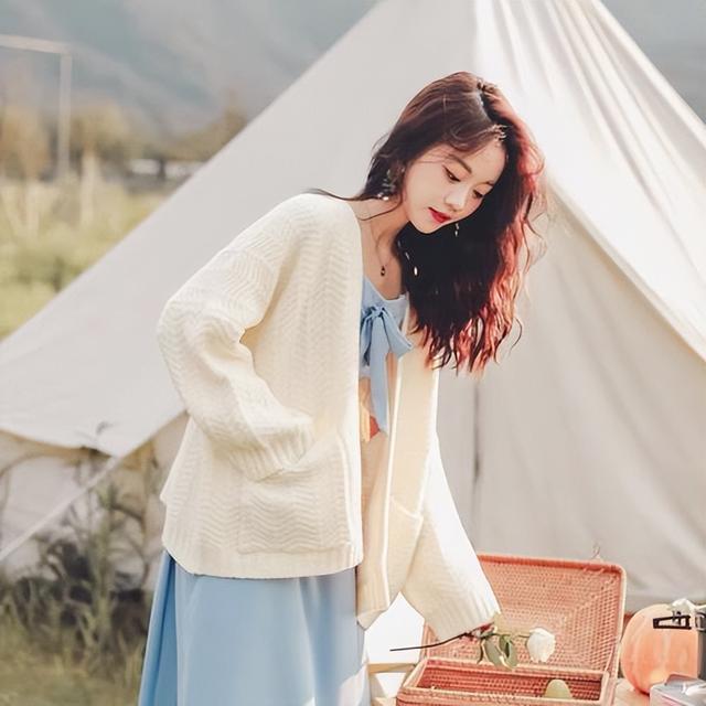 春天穿什么衣服，春天这样搭配衣服不仅时髦还显高（除了衬衫和西装以外）