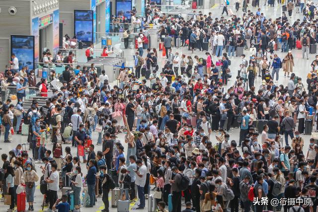 郑州高铁站在哪，郑州高铁站在什么地方（实拍郑州高铁站）