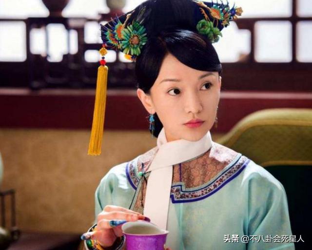 几位女明星的素颜你被谁惊艳到了，现实中路人脸