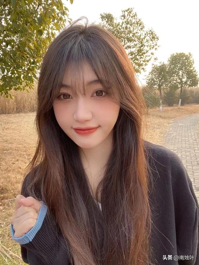 栗棕色染发效果图，女生染发发色推荐奶茶栗棕