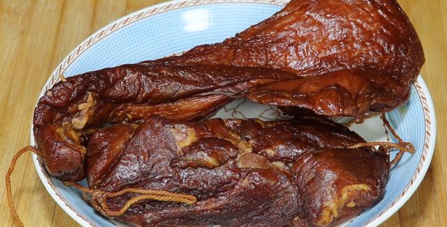 腊肉可以保存多久，腊肉一般放多久就可以吃