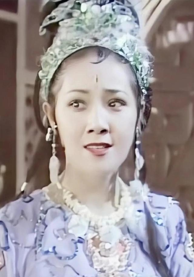 金鼻白毛老鼠精，西游记中金鼻白毛老鼠精