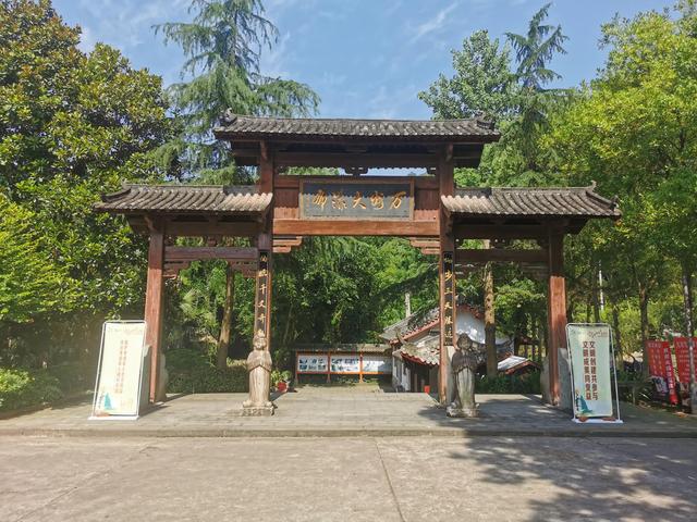 重庆万州第一大瀑布，婚外感情中男人追女人是一种什么样的心态