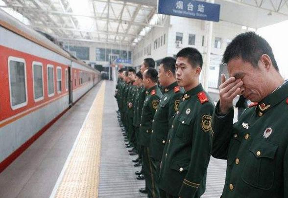 退伍和退役的区别，退伍与退役区别