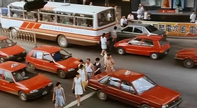 中专毕业给人当司机，张学铭在哪长大的