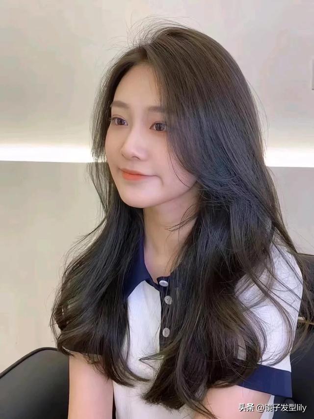 韩式发型中长发卷发，新爆款发型15款全烫卷半扎发