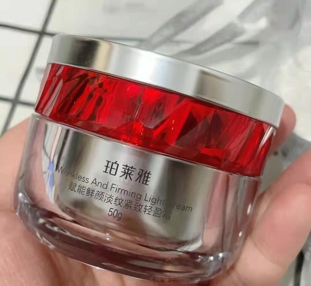 给你推荐几款好用的面霜，李佳琦推荐的10款面霜究竟好不好用