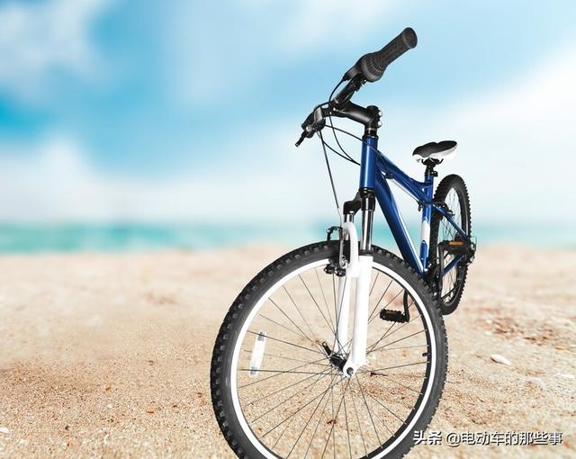 老年代步车需要驾照吗，哪些老年代步车不用驾照可以上路（“老头乐”上牌就能满街跑）