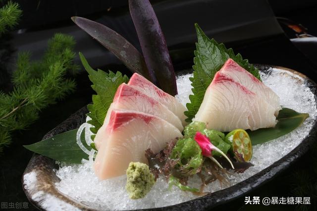 刺身的正确吃法，刺身怎么吃更安全（了解几种常吃的刺身）