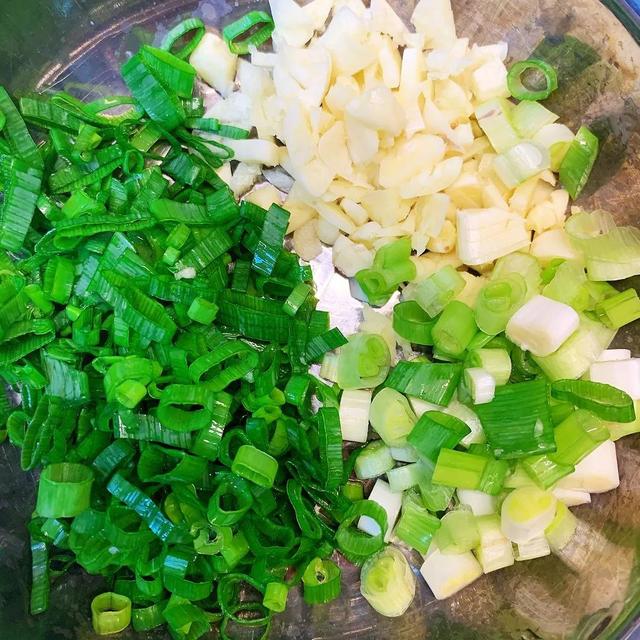 健康版水煮肉片，家庭版水煮肉片简单又好吃