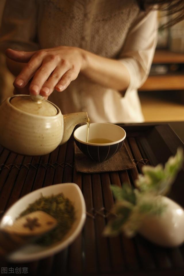卖茶叶生意怎么样，茶叶店的前景和发展（为什么内行卖不过外行）