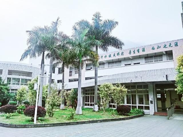 清远市第二中学，清远市各区县中考录取分数线