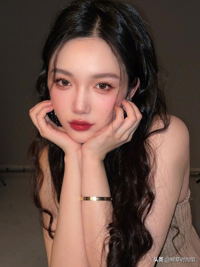 27套时尚穿搭总有一款适合你，会让你的魅力加分