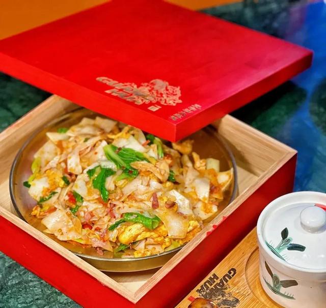 云南十八怪美食，云南最难忘的十道美食（云南十八怪之牛奶做成片片卖）