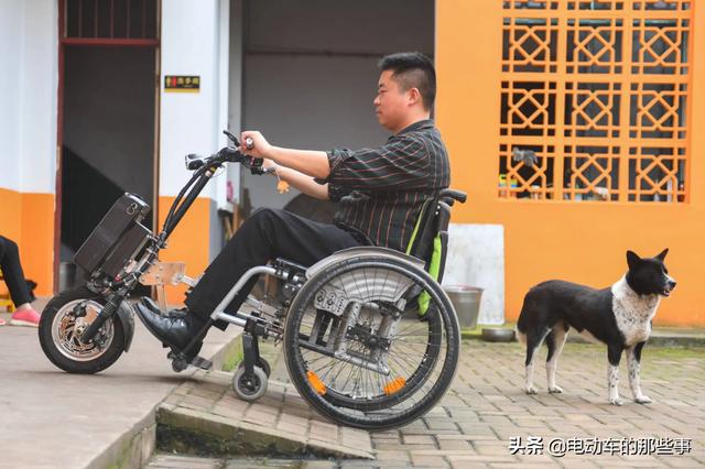 年轻人可以驾驶老年代步车吗，这3种不要驾照的代步车