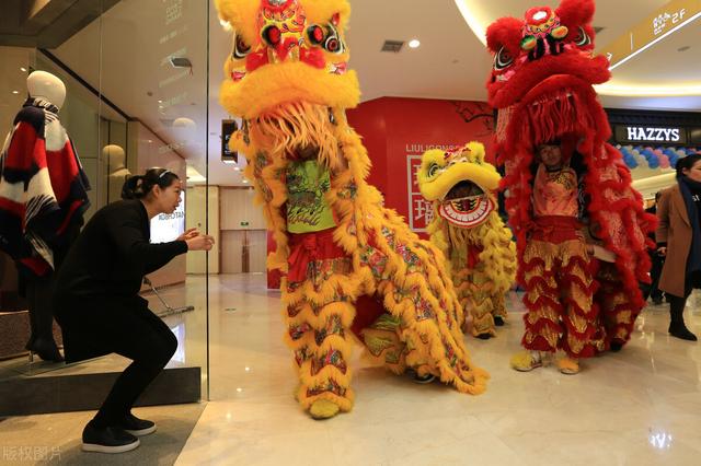 今天是接财神的日子吗，初六送穷鬼“接财送穷吃3样